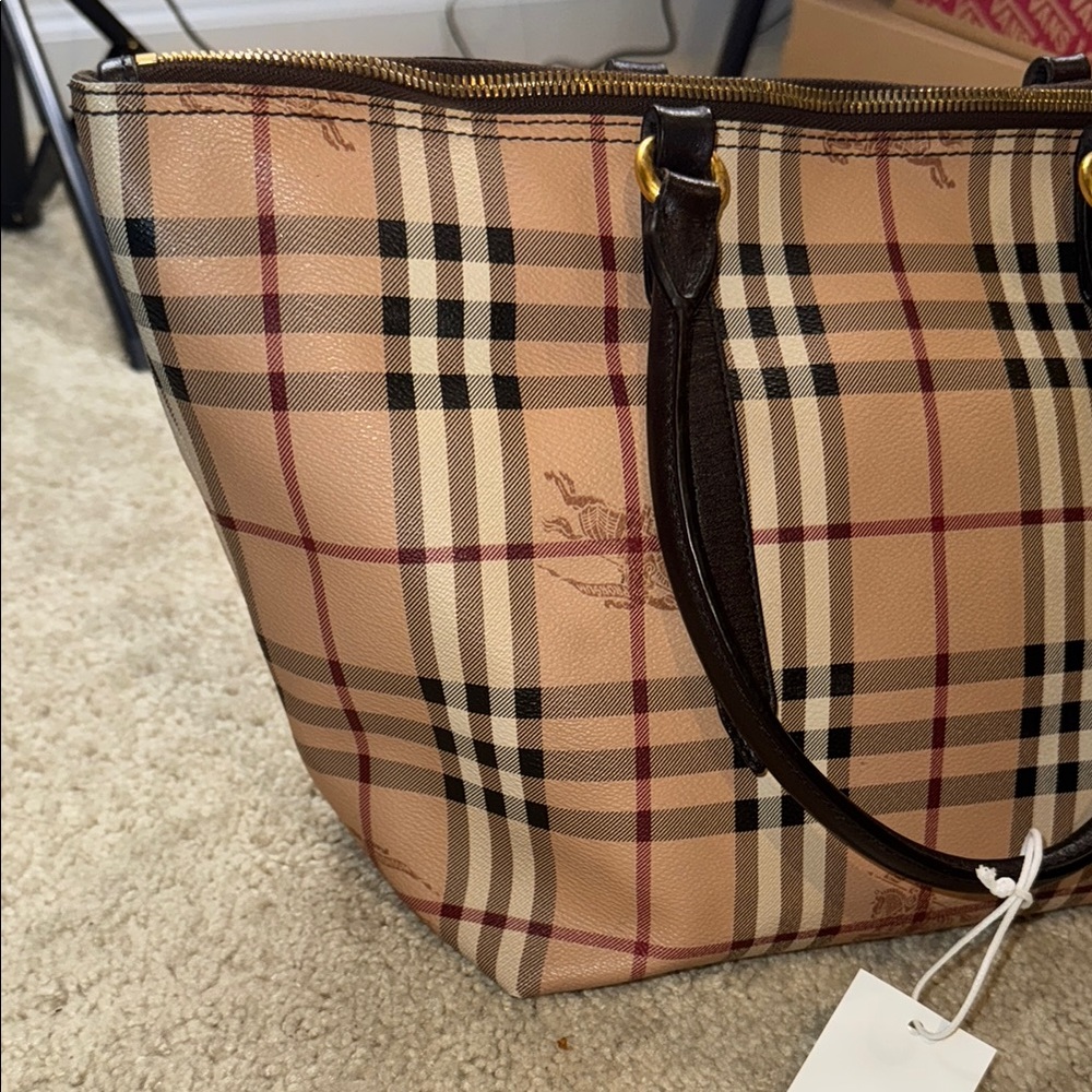 Burberry 16” Tote Bag - Picture 5 of 16